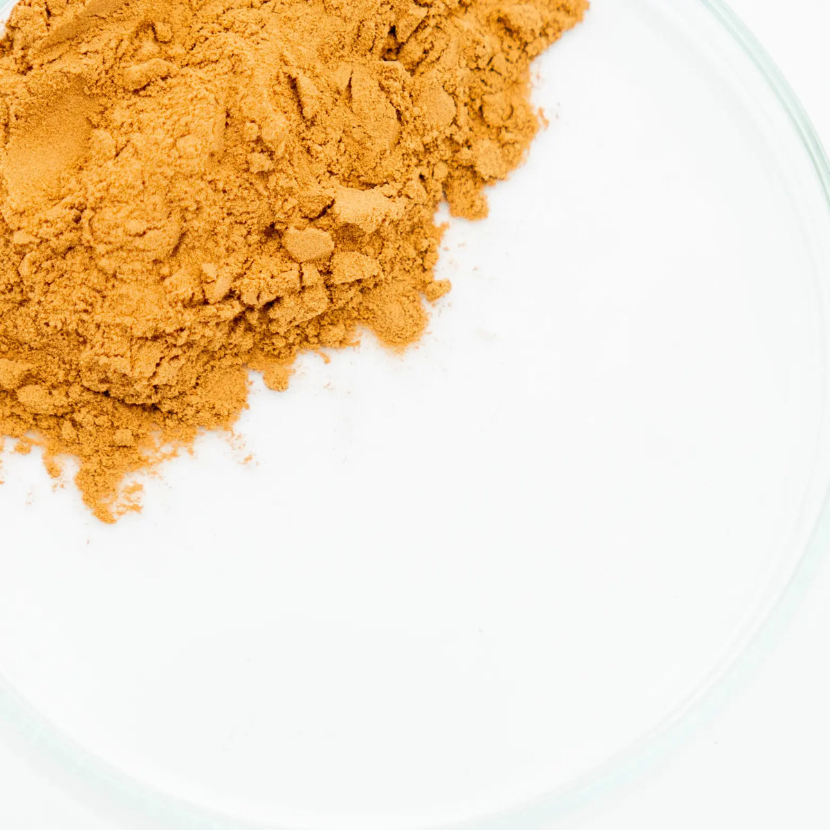 Nettle Extract, een plantaardig ingrediënt in B.me Skin’s Clear Skin formule, bekend om zijn zuiverende eigenschappen